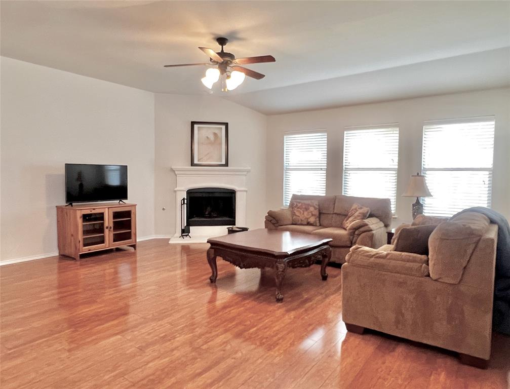 3804 White Summit Lane