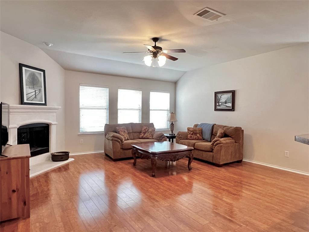 3804 White Summit Lane