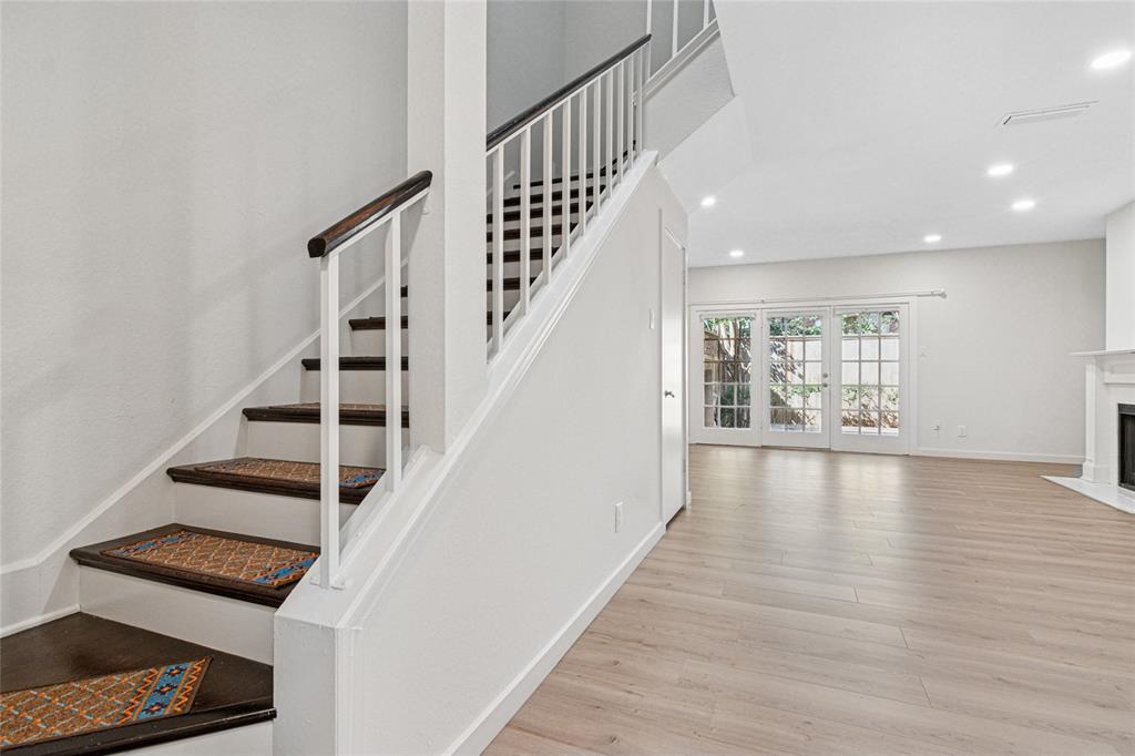 Cobblestone Square - Residential Lease