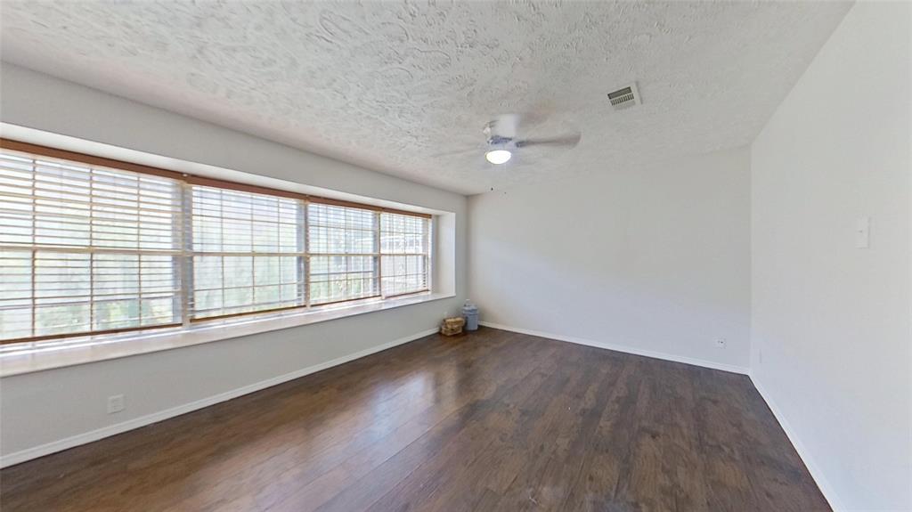 Mountain Creek Twnhs - Residential Lease