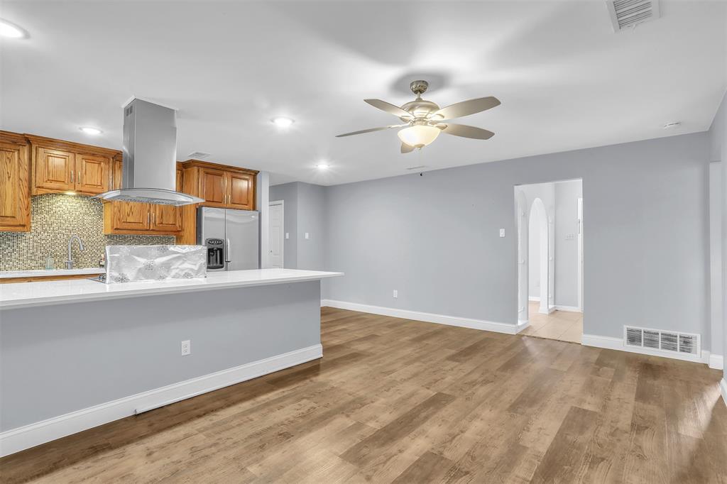 Skyline 04 - Residential