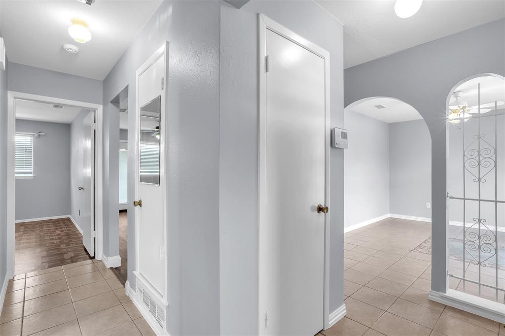 Skyline 04 - Residential