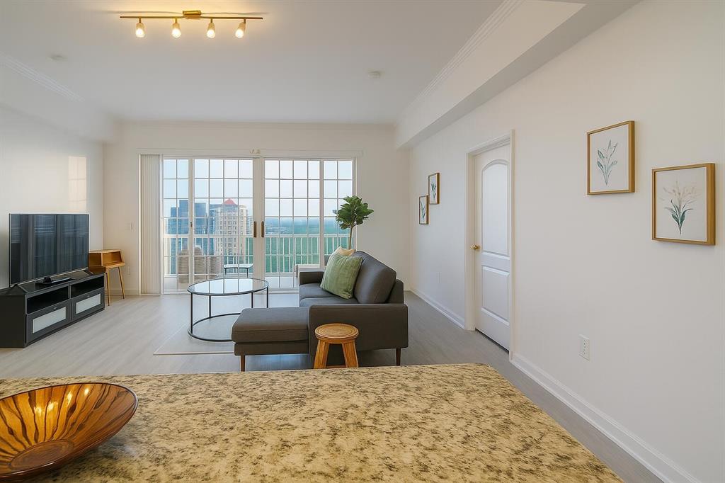 Renaissance On Turtle Creek Condo - Residential