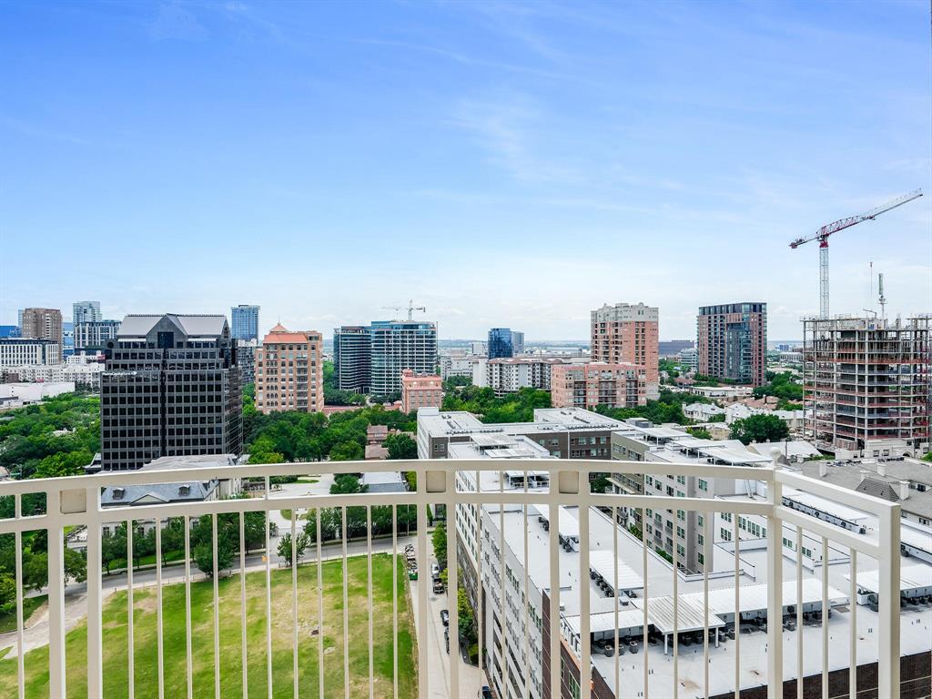 Renaissance On Turtle Creek Condo - Residential