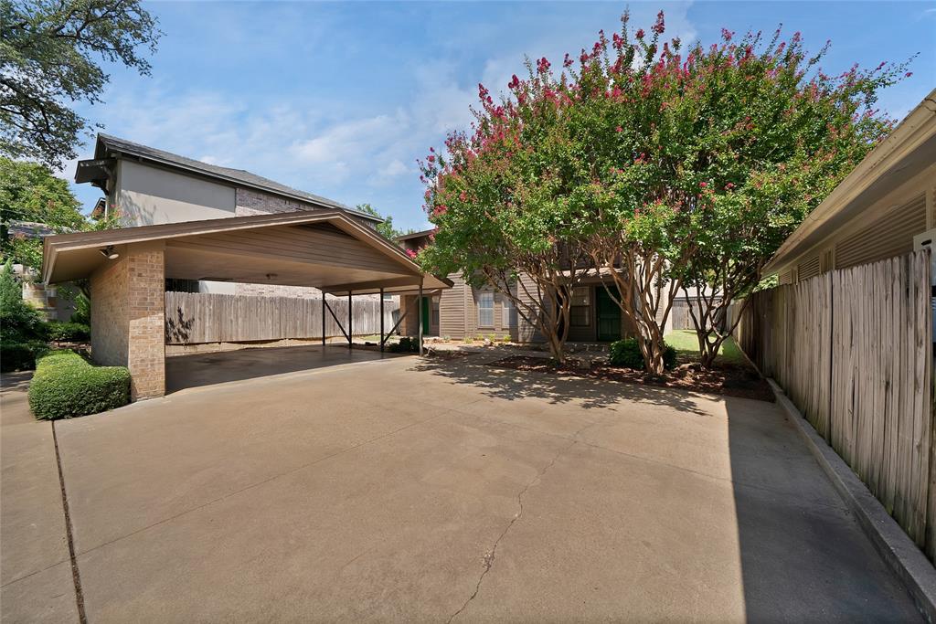 2415 Sanguinet Street