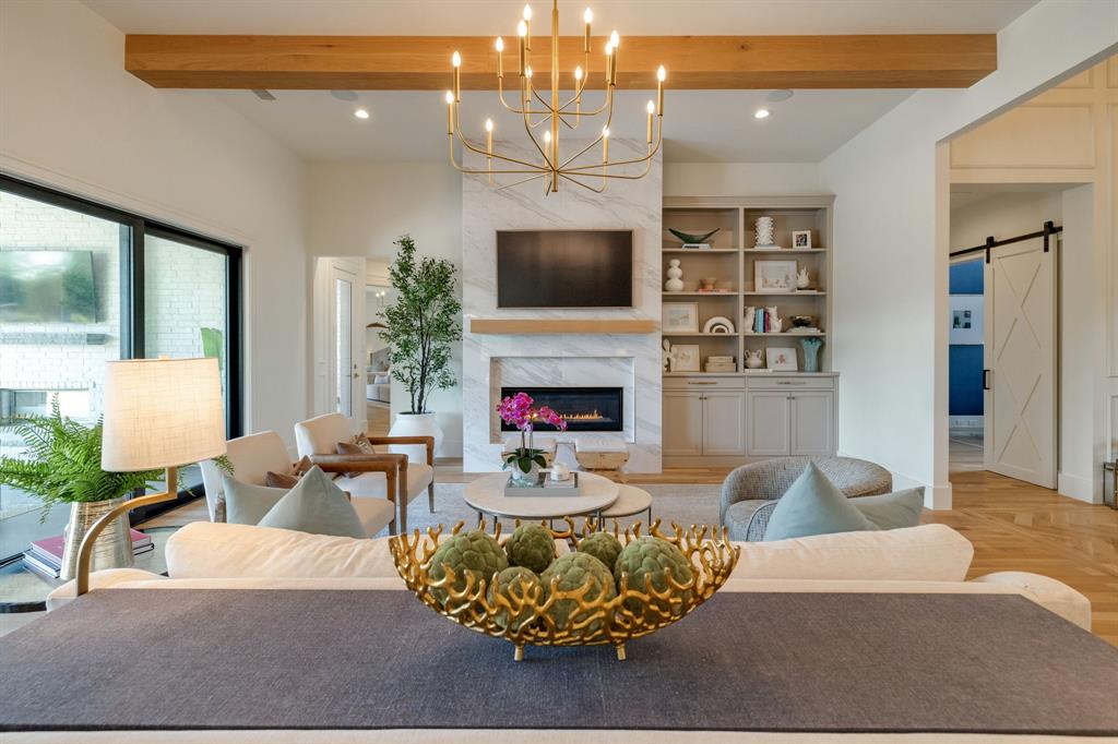 405 Crosswood Creek Court