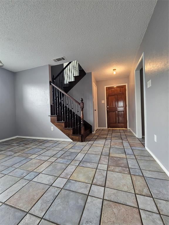 Photo of 787 Noel Trail, Plano, TX 75023 (MLS # 21421429)