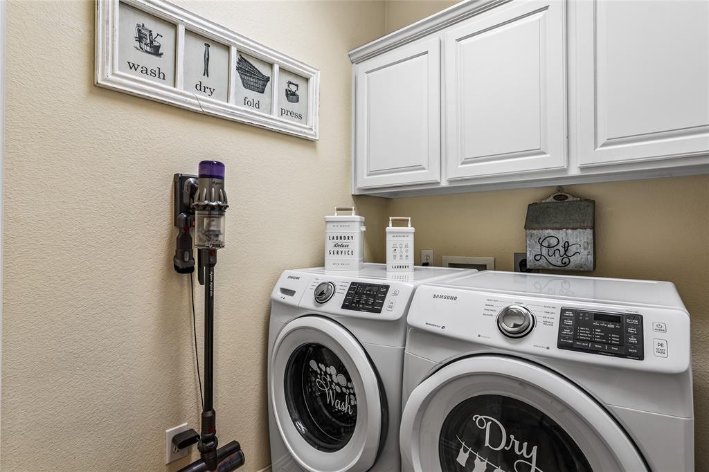 STONEGLEN AT FOSSIL CREEK - Residential