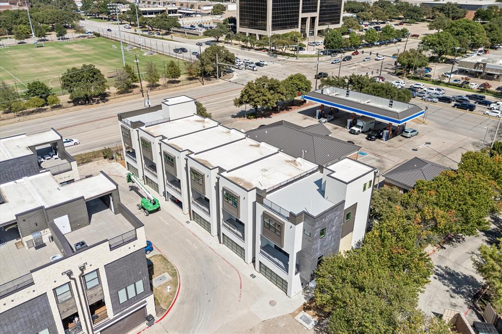 Vita on Spring Valley - Residential