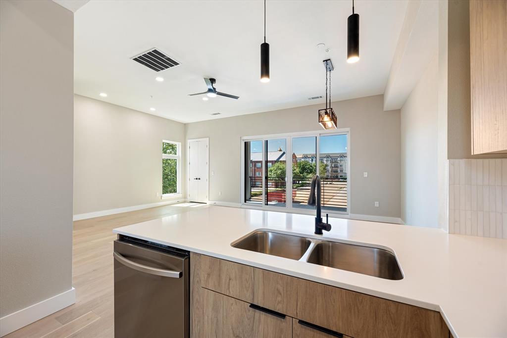 Vita on Spring Valley - Residential