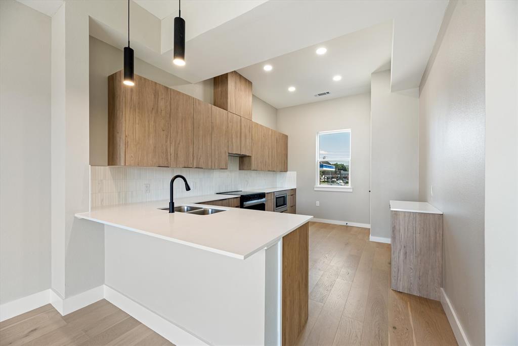 Vita on Spring Valley - Residential