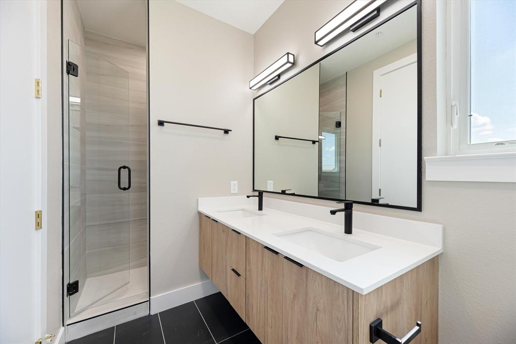 Vita on Spring Valley - Residential