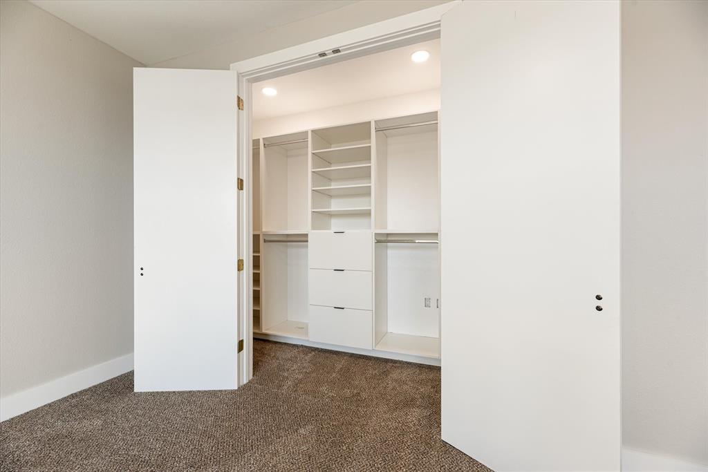 Vita on Spring Valley - Residential