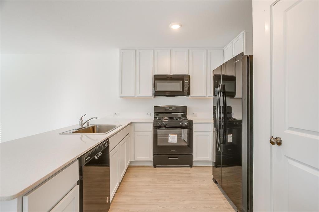 Foree Ranch Ph 2 - Residential Lease