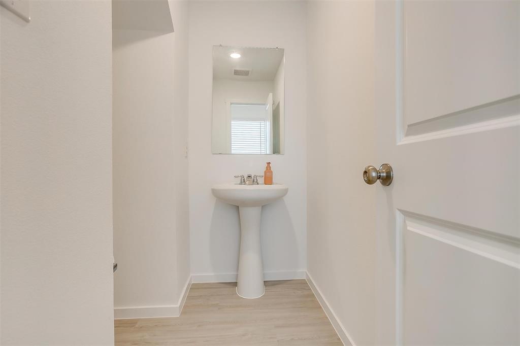 Foree Ranch Ph 2 - Residential Lease