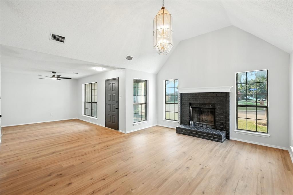 712 Greenleaf Drive