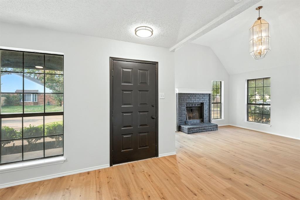 712 Greenleaf Drive