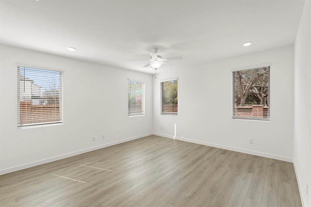 Sereno Oaks at Buckner Terrace - Residential