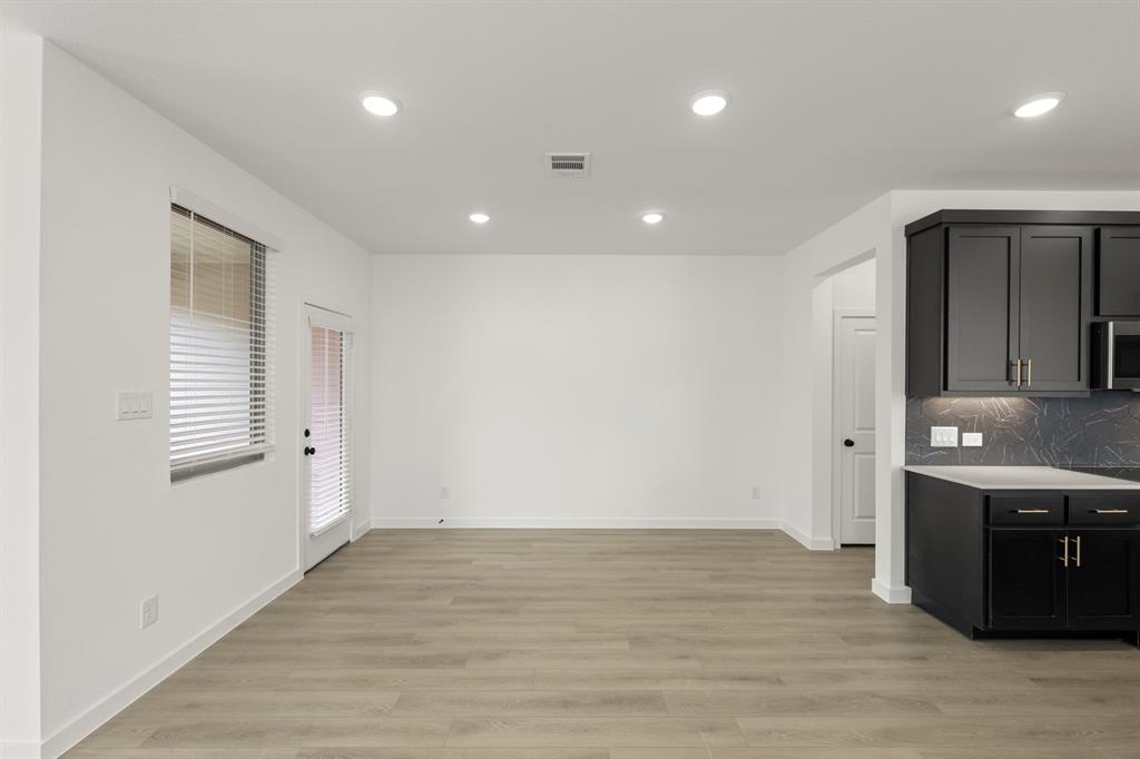 Sereno Oaks at Buckner Terrace - Residential