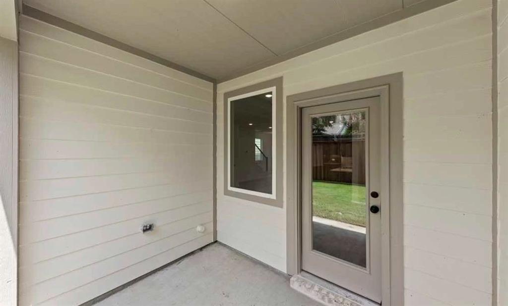 2557 Lost Maples Lane