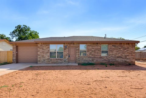 Photo of 2325 Meadowbrook Drive, Abilene, TX 79603 (MLS # 21394078)