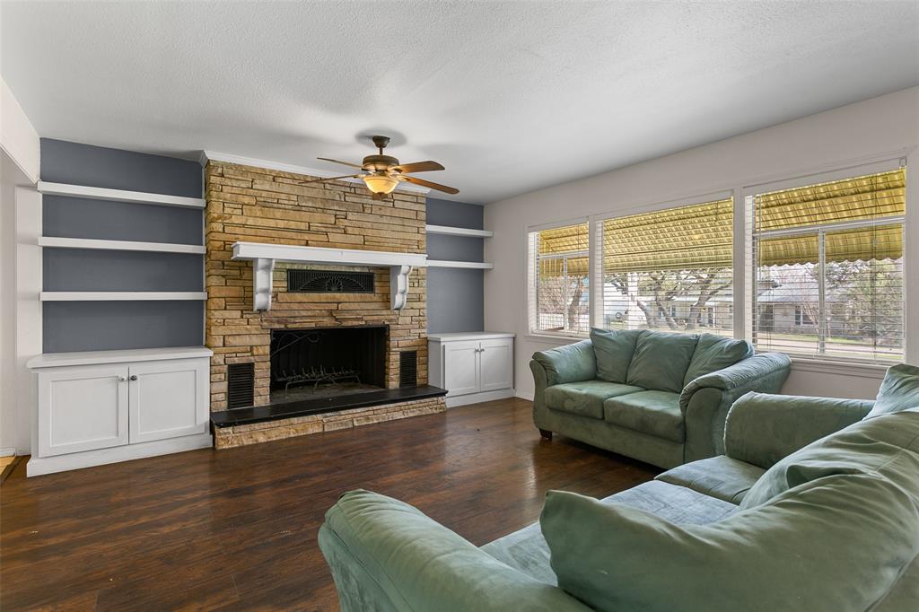 195 County Road 1281