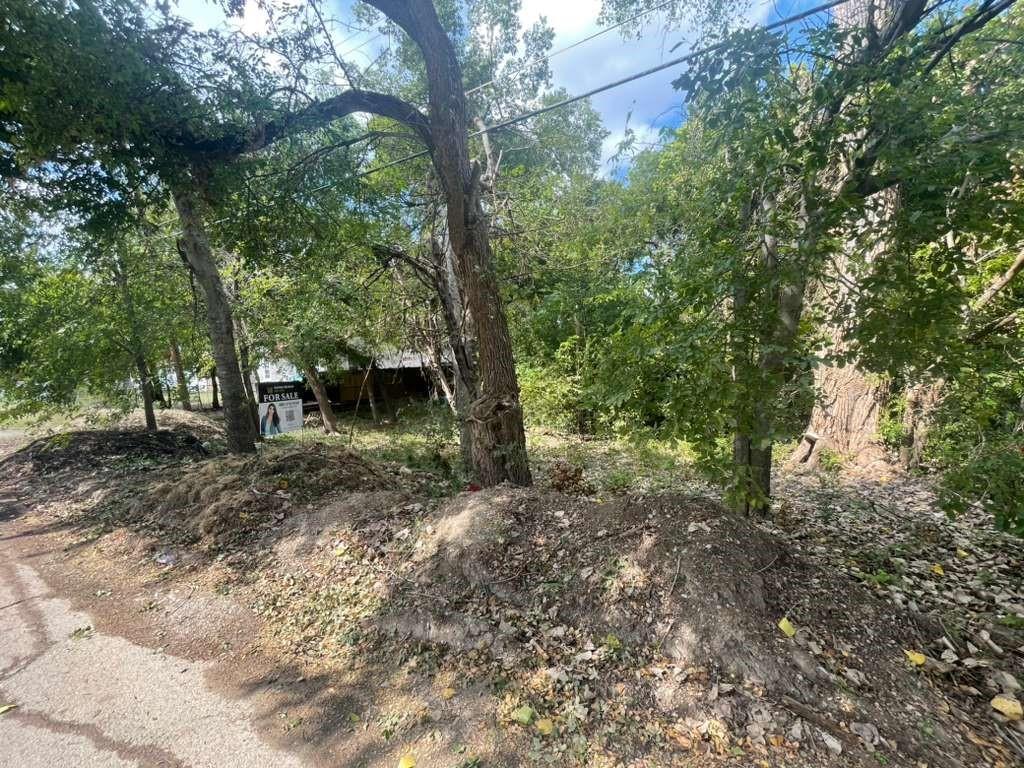 653 Elston Drive
