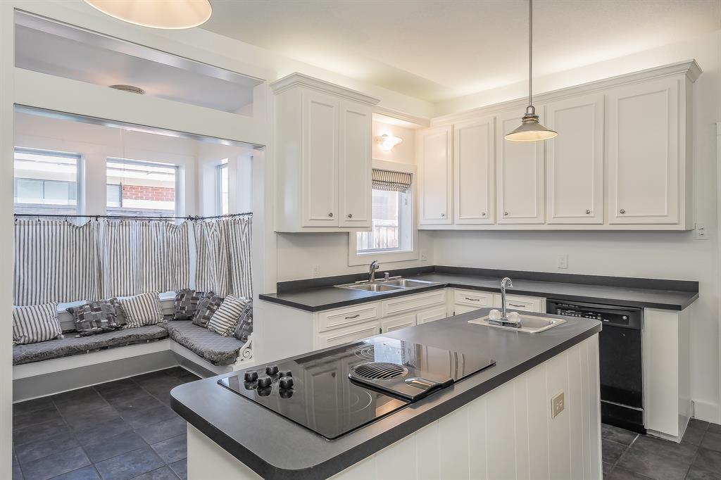 Marks Henry - Residential Lease