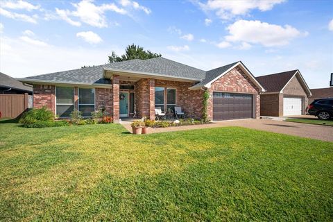 4311 Fox Court Arlington TX 76001