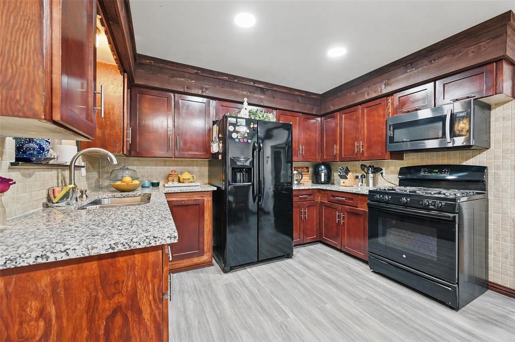 Oak Park Annex - Residential