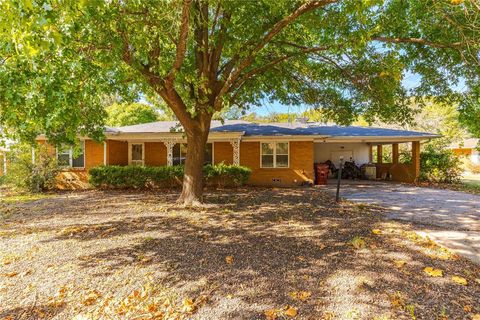 A home in Van Alstyne