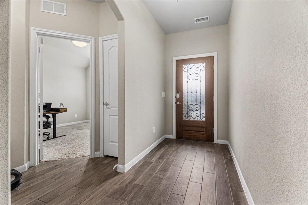 1205 Coyote Ridge
