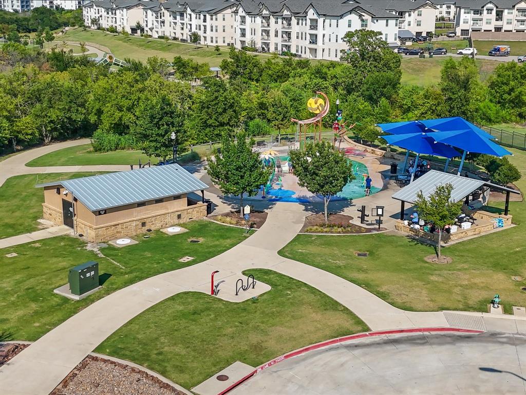 Royal Court - Residential