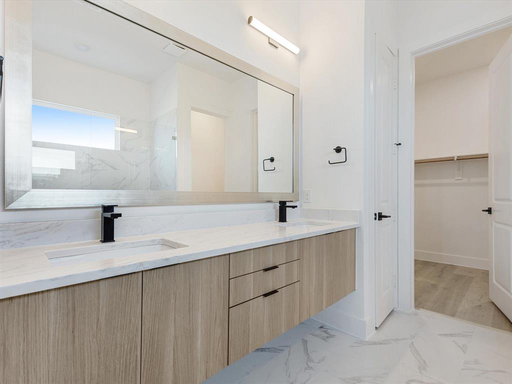 Royal Court - Residential