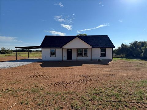 700 Smith Road Springtown TX 76082