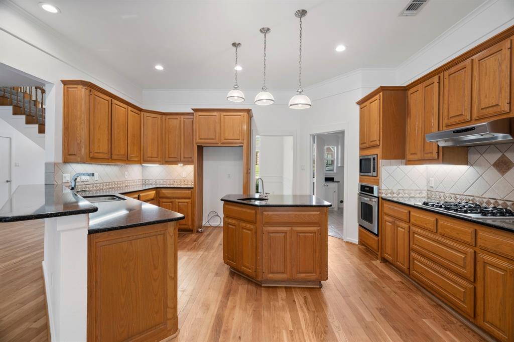 2113 Valley View Drive