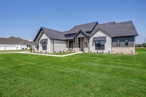 A home in Waxahachie