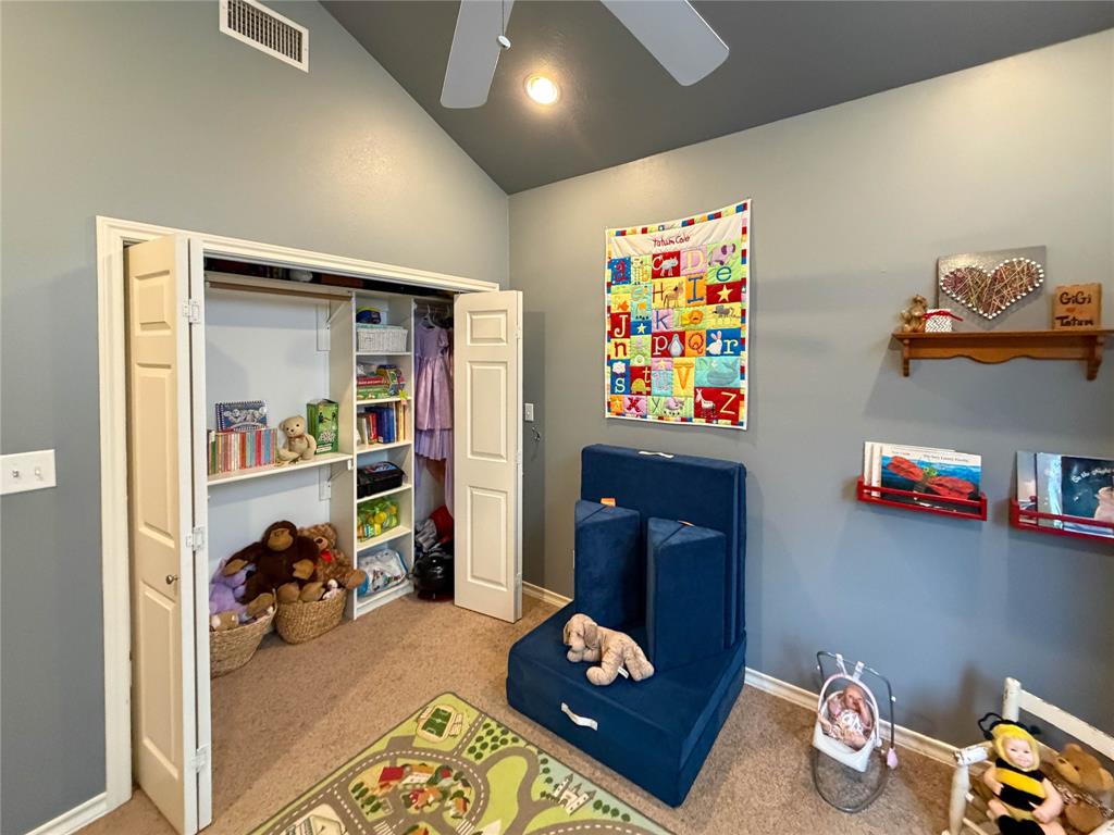 BEAVER LAKE ESTATES - Residential