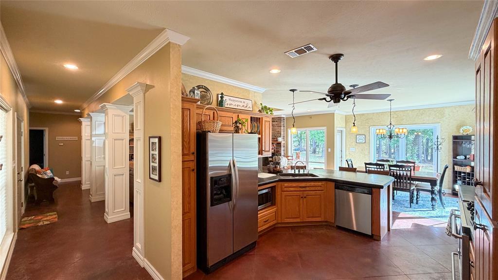 BEAVER LAKE ESTATES - Residential