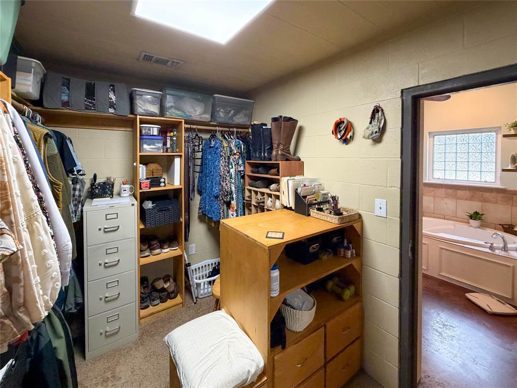 BEAVER LAKE ESTATES - Residential