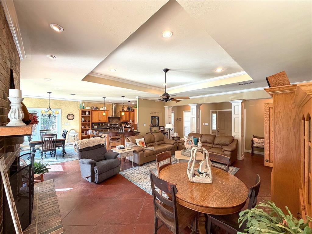 BEAVER LAKE ESTATES - Residential