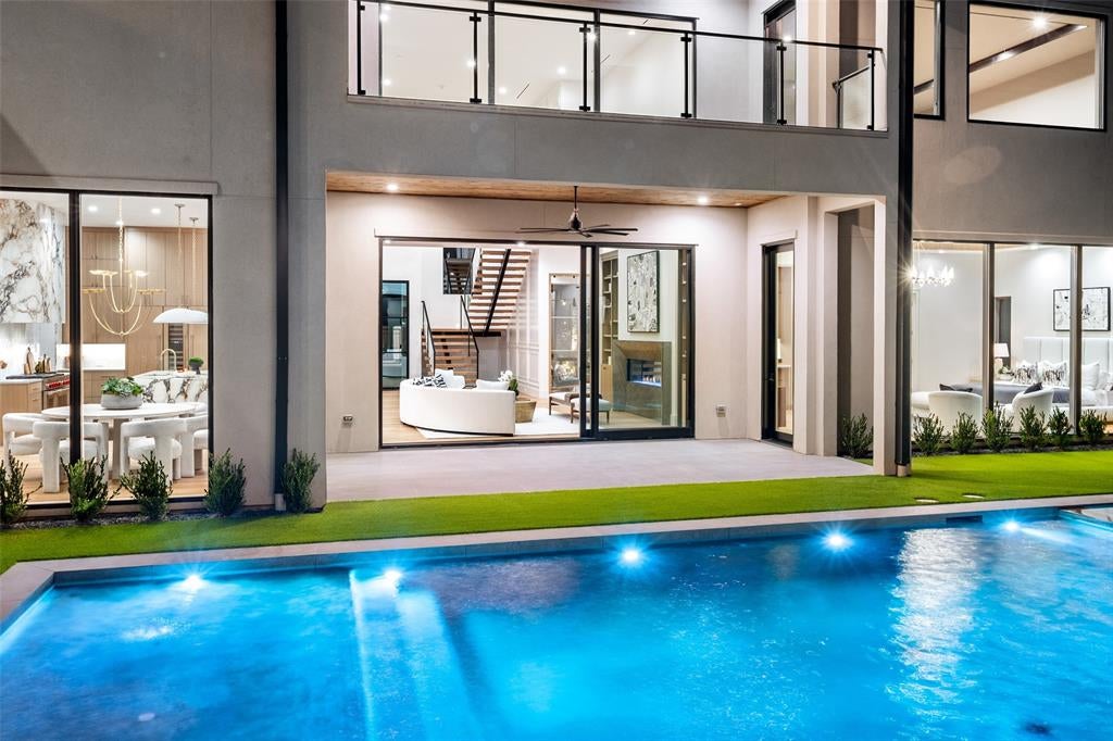 3385 Tuscan Oaks Drive