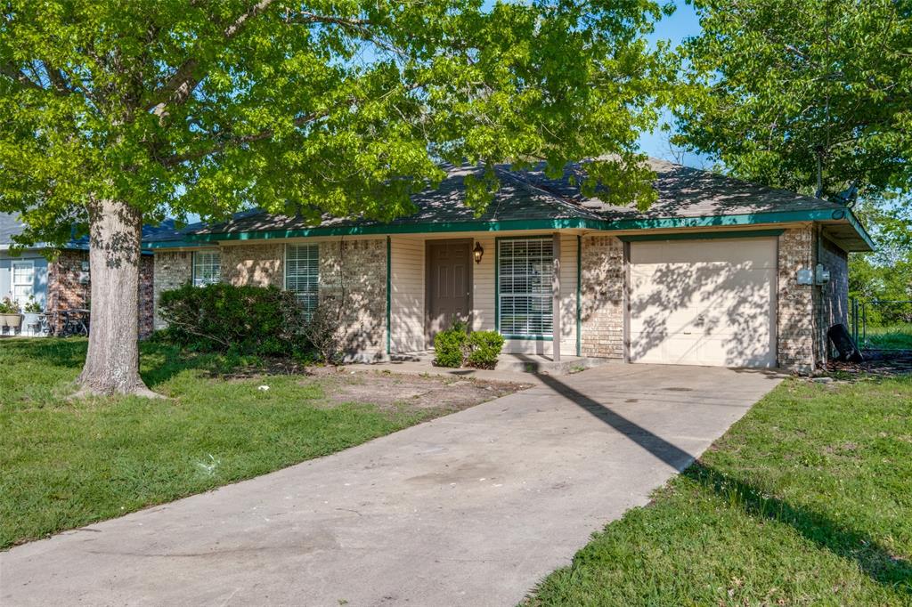 815 Thedford