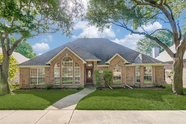 6302 HIDDEN SPRINGS LN, GARLAND, TX 75044 - Image a75a72de39d72cca4c6b18dee8ed28d4/2984175116