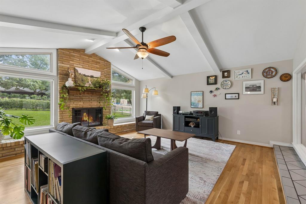 14032 Hillcrest Road