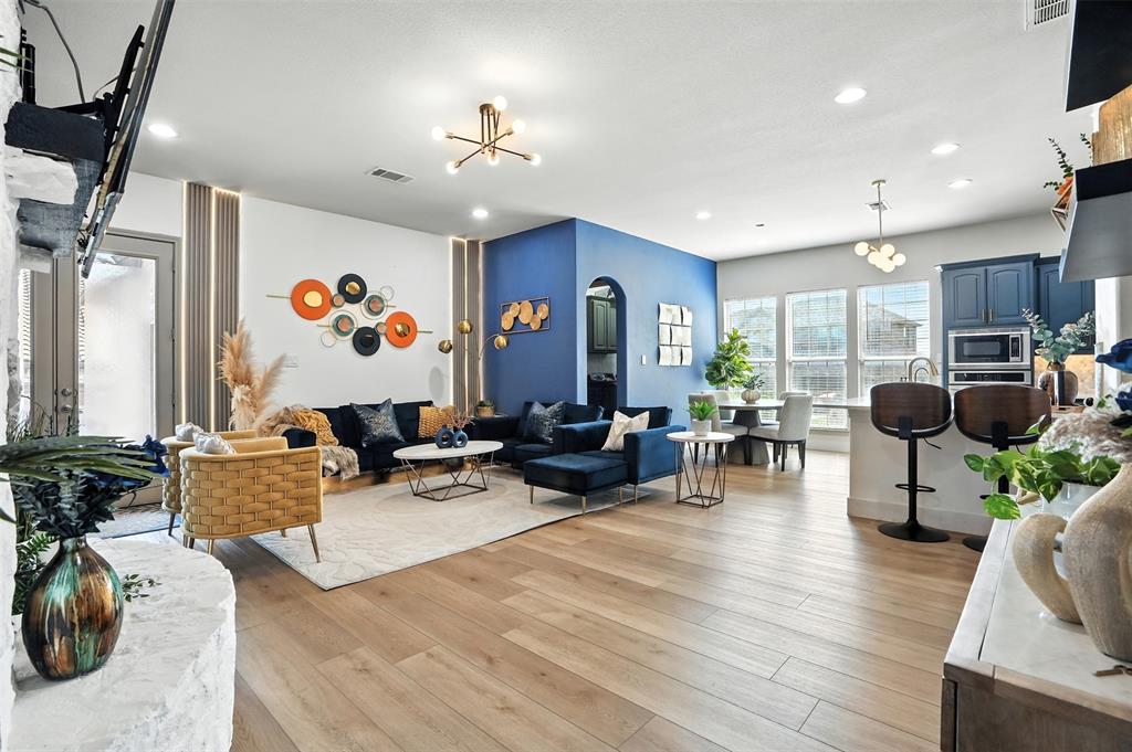 Thistle Hill Estate Ph II - Residential Lease