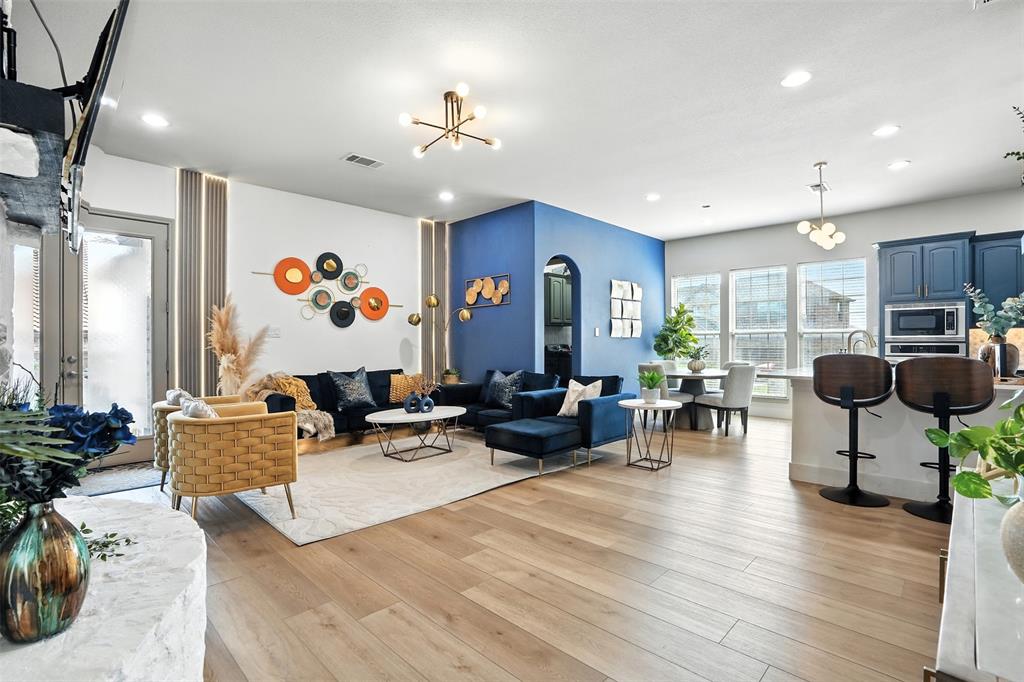 Thistle Hill Estate Ph II - Residential Lease