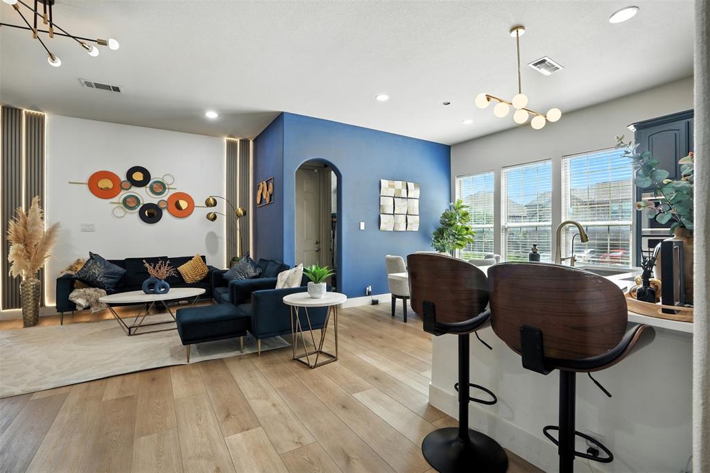 Thistle Hill Estate Ph II - Residential Lease