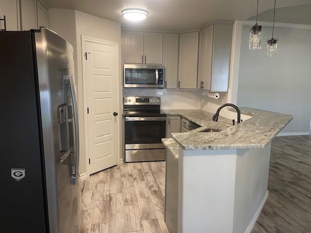 Canyon Creek III - Residential Lease