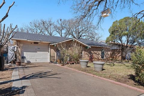 1144 Woodmere Drive Lewisville TX 75067